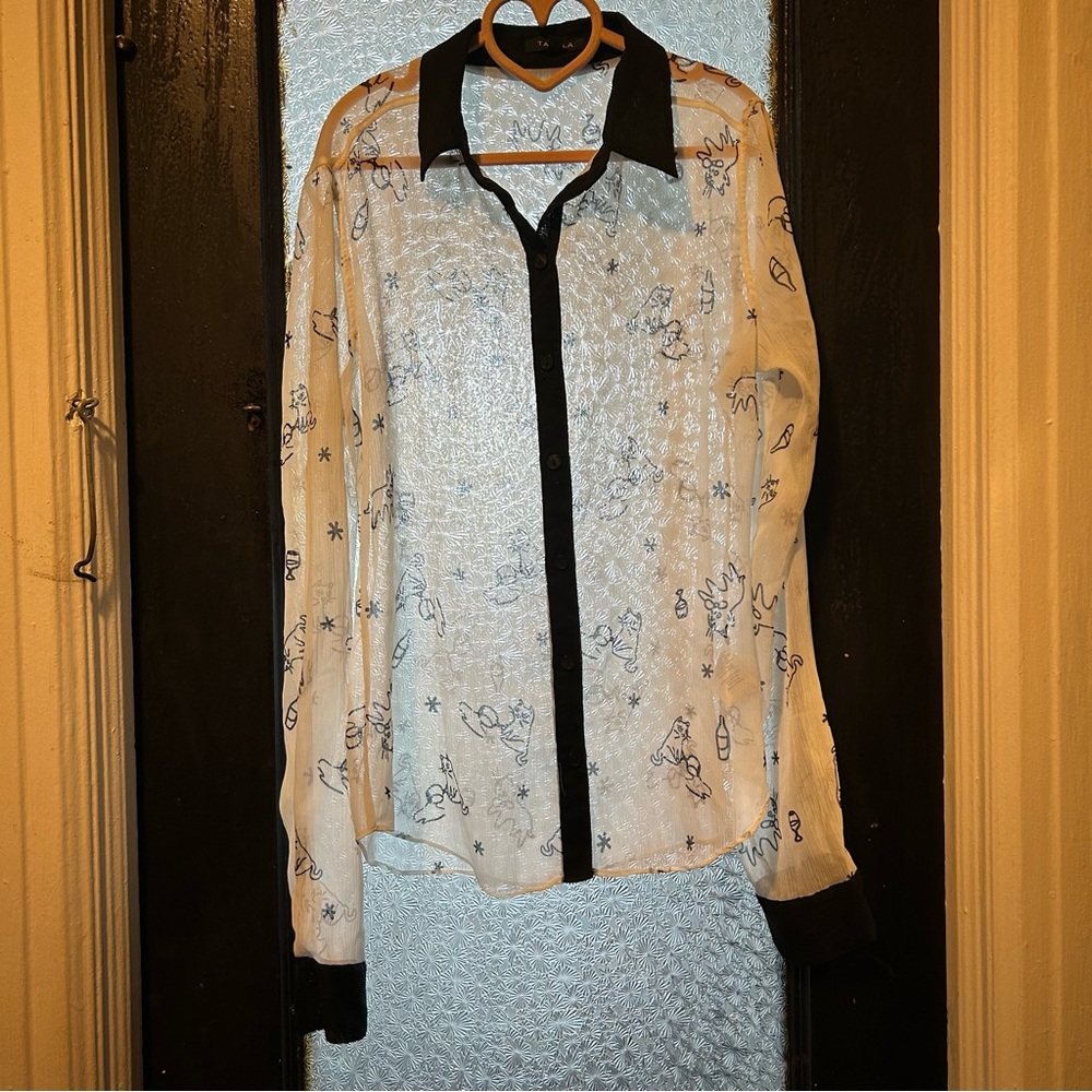 Aritzia Talula Cat Shirt